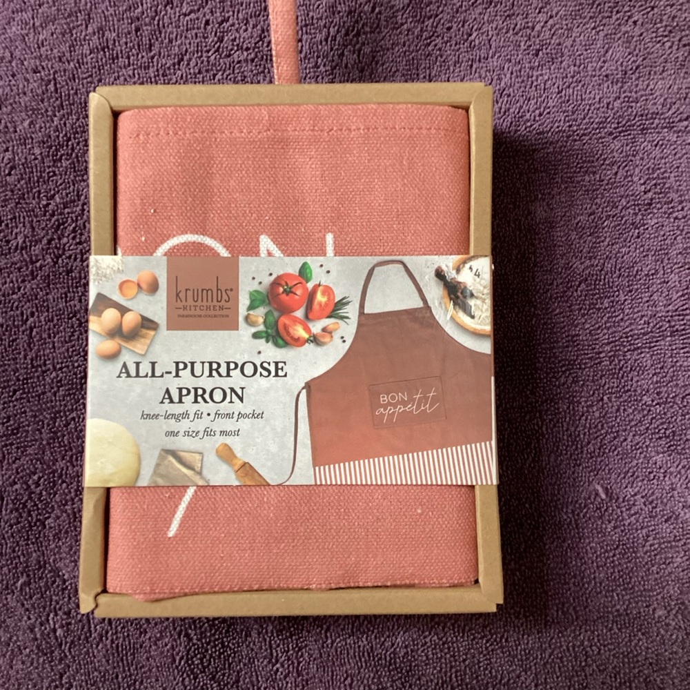 Krumbs Kitchen All Purpose Apron New in box